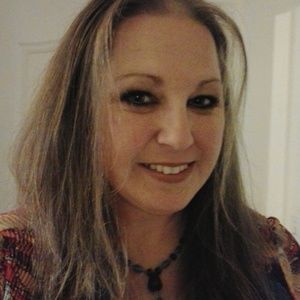 Meet your Posher, Kellie